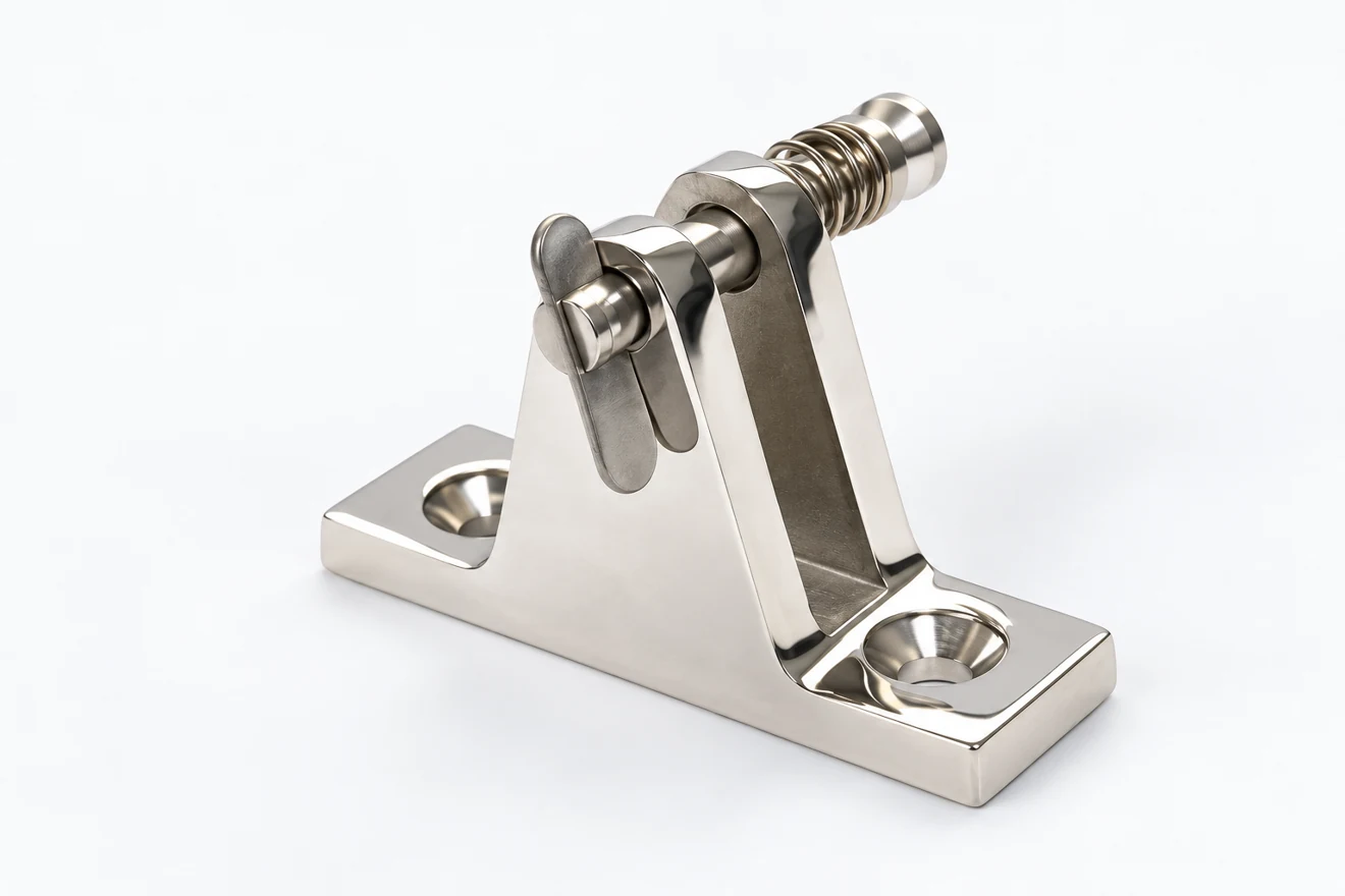 toggle-latch hardware illustration. A separate latch illustrates visible faces beside working features.